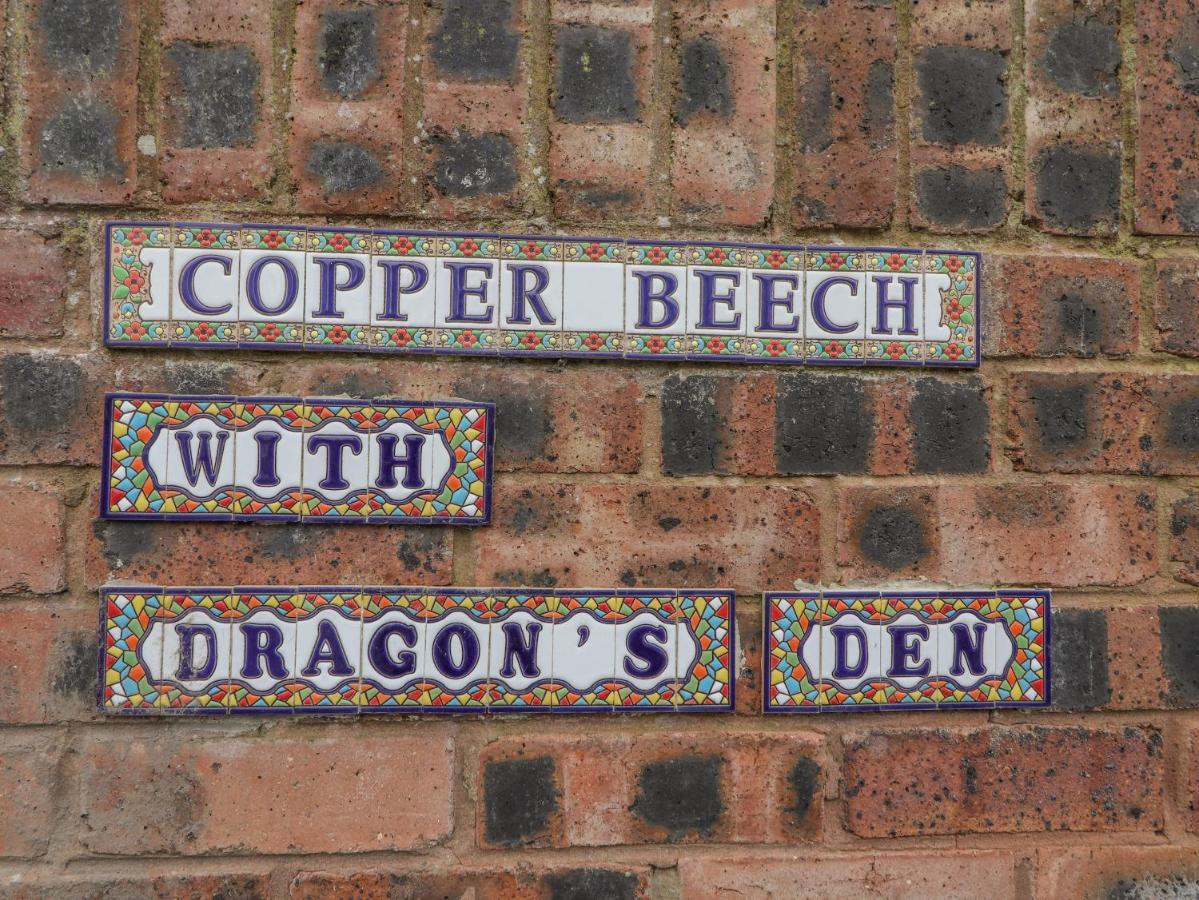 Dragon's Den Appartement Chester Buitenkant foto